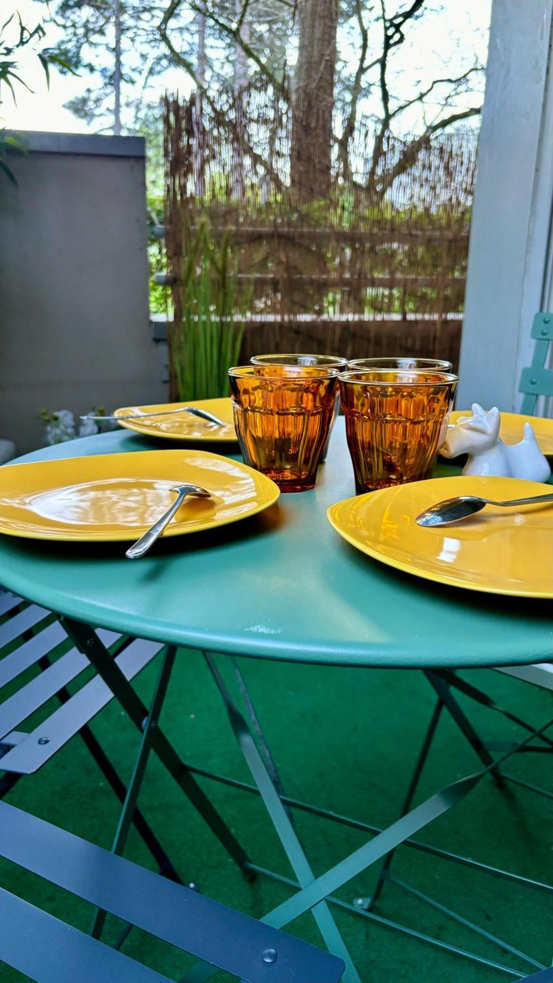 2 Bedrooms- 20' Paris - 25' Disneyland - Wifi Villiers-sur-Marne Exterior photo